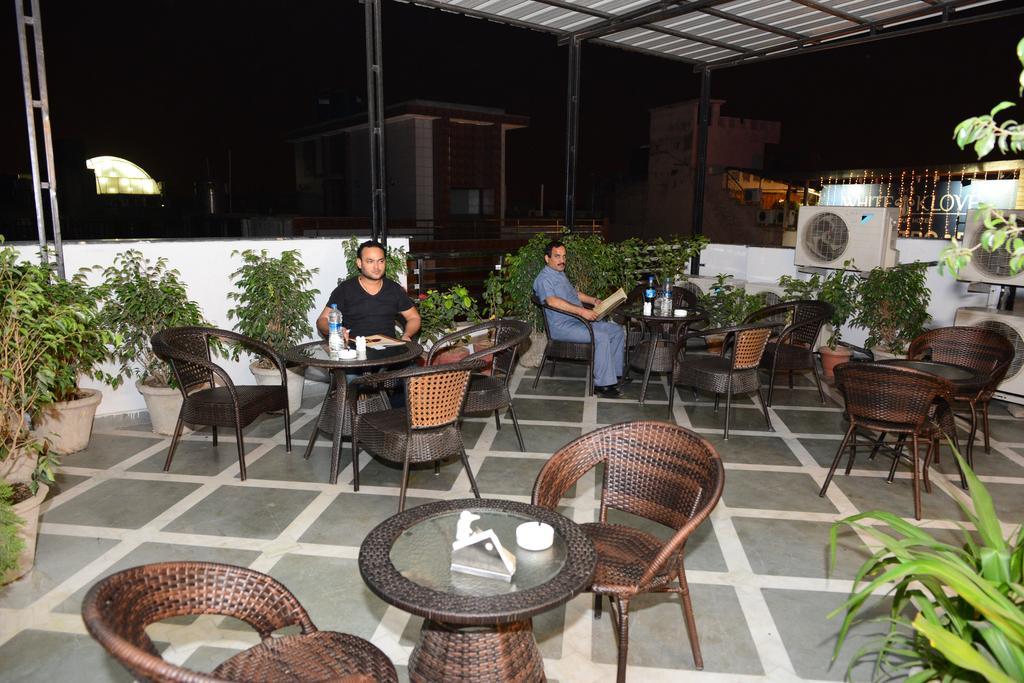 Hotel Cabana @ Pahar Ganj New Delhi Extérieur photo