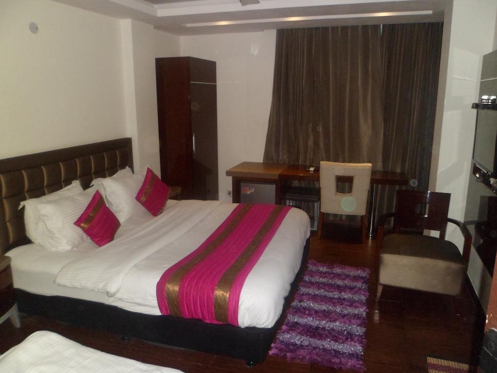 Hotel Cabana @ Pahar Ganj New Delhi Extérieur photo